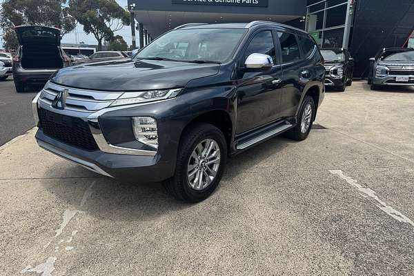 2022 Mitsubishi Pajero Sport GLX QF