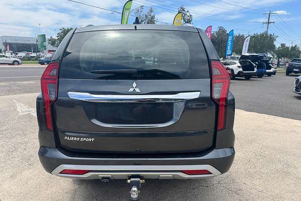 2022 Mitsubishi Pajero Sport GLX QF