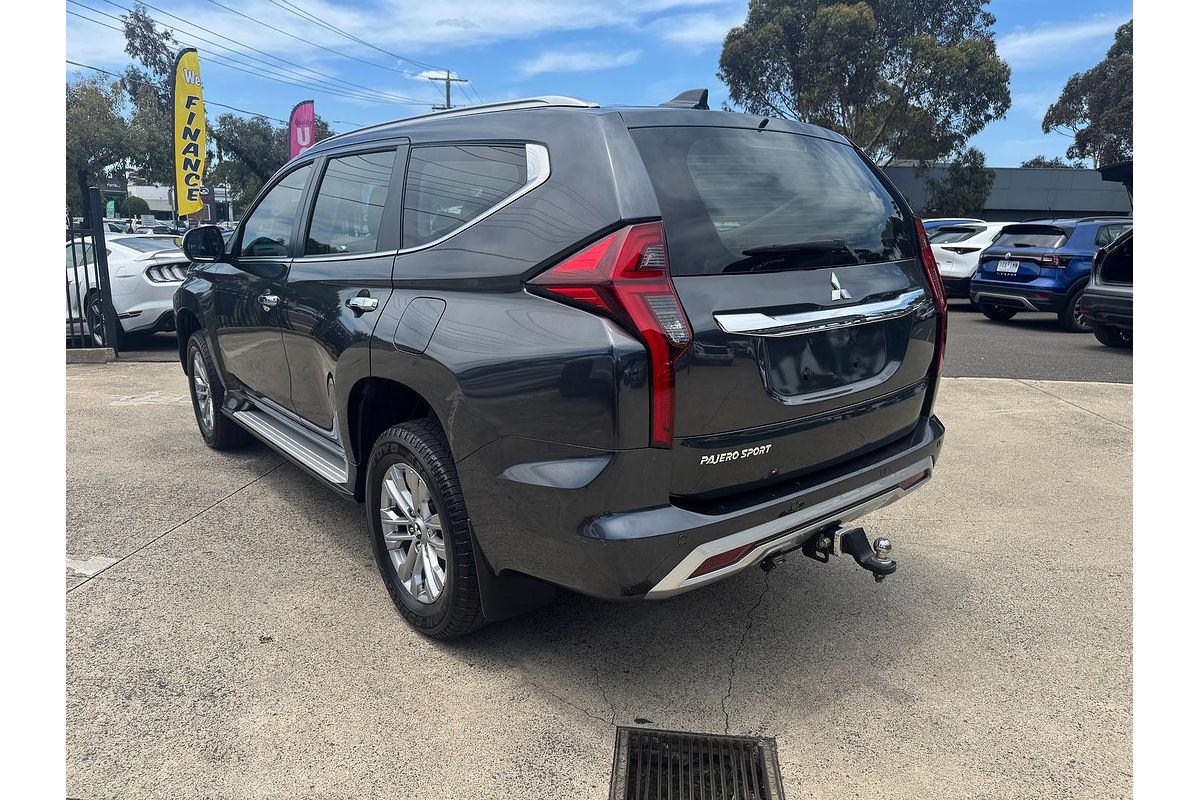 2022 Mitsubishi Pajero Sport GLX QF