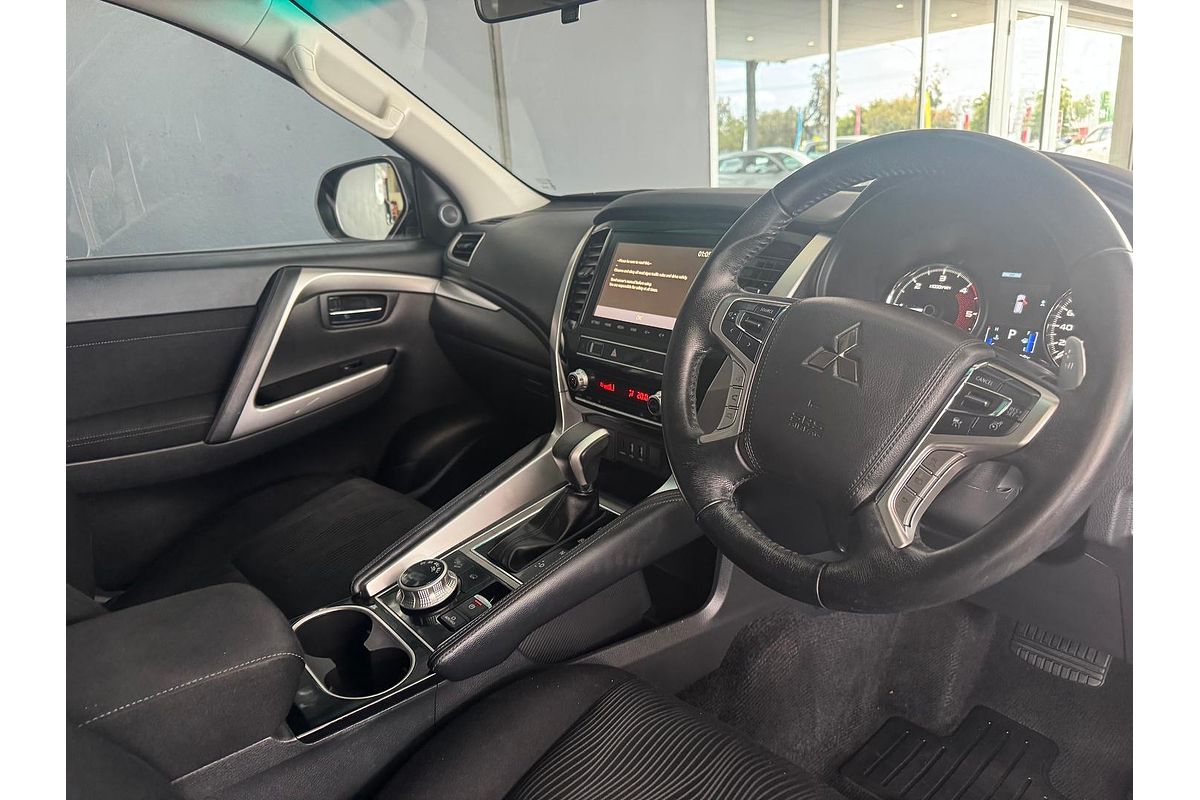 2022 Mitsubishi Pajero Sport GLX QF