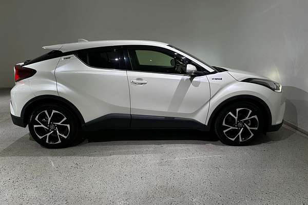 2018 Toyota C-HR G  ZYX10