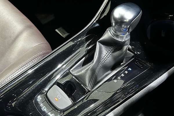 2018 Toyota C-HR G  ZYX10