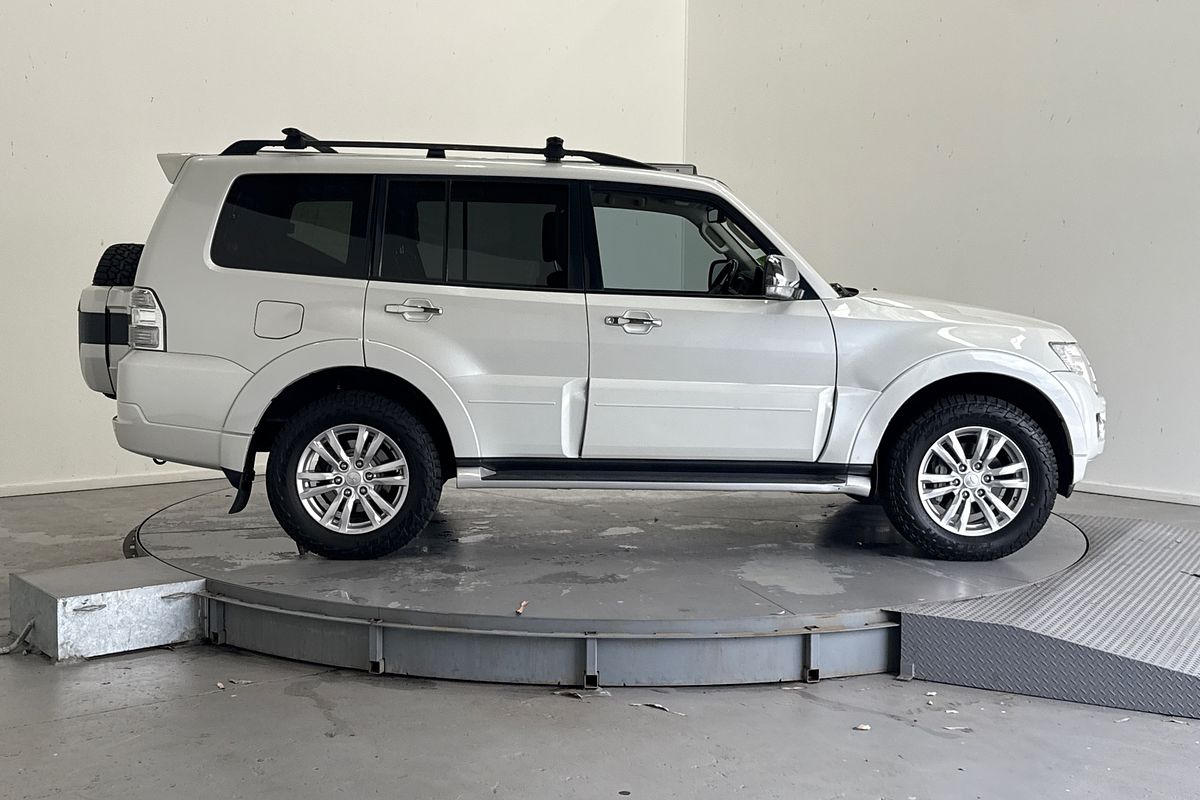 2017 Mitsubishi Pajero GLS LWB (4x4) NX MY17