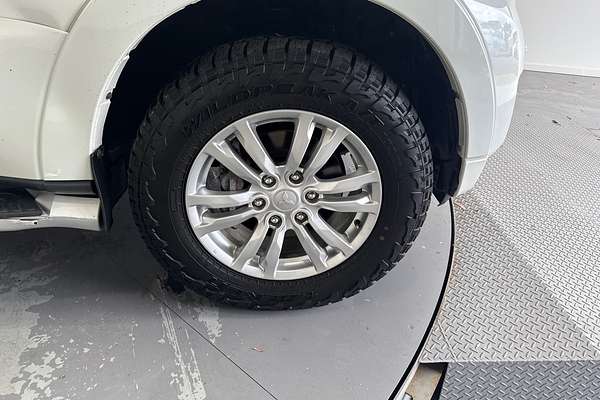 2017 Mitsubishi Pajero GLS LWB (4x4) NX MY17