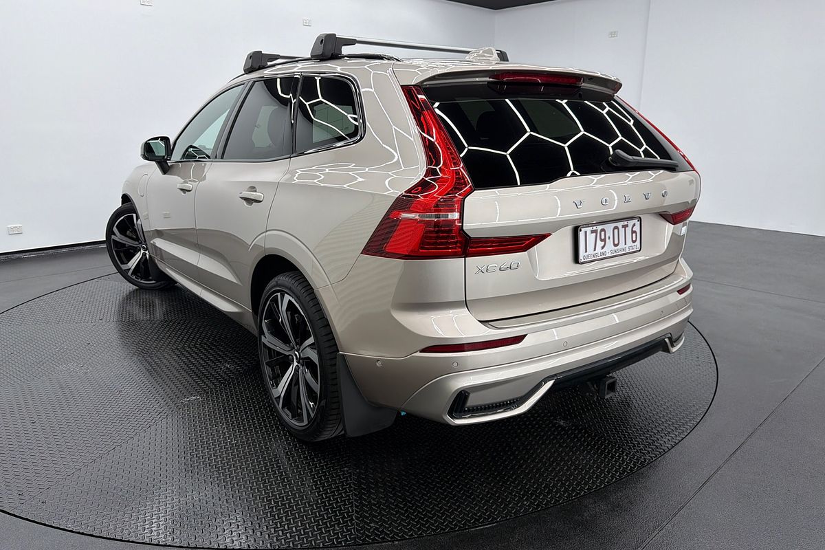 2022 Volvo XC60 Recharge Ultimate T8 Plug-In Hybrid