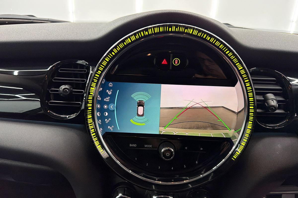 2023 MINI Hatch Cooper Classic F55 LCI-2