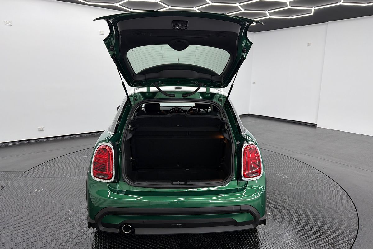 2023 MINI Hatch Cooper Classic F55 LCI-2