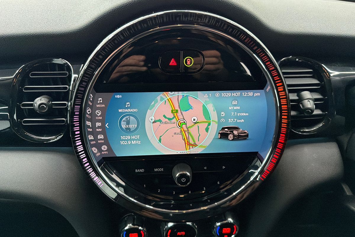 2023 MINI Hatch Cooper Classic F55 LCI-2