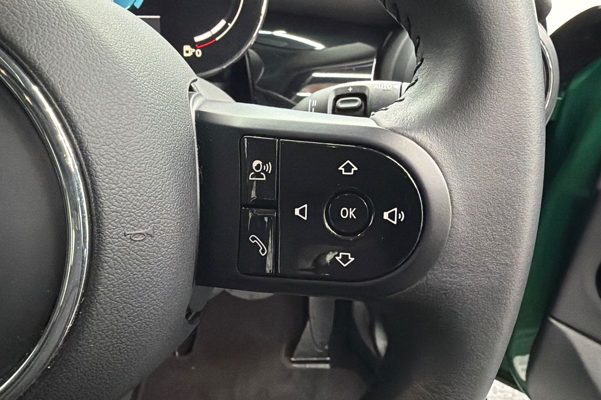 2023 MINI Hatch Cooper Classic F55 LCI-2