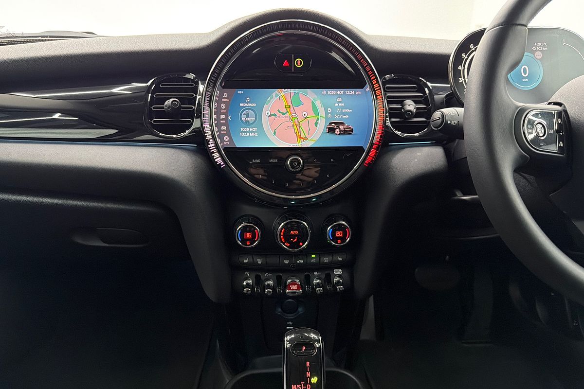 2023 MINI Hatch Cooper Classic F55 LCI-2