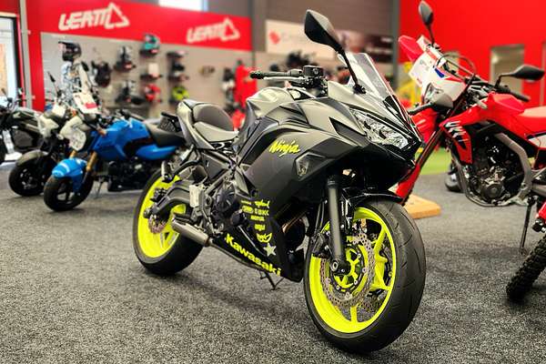 2023 Kawasaki EX650 NINJA