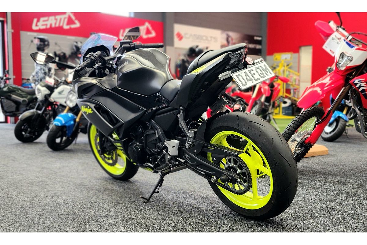 2023 Kawasaki EX650 NINJA