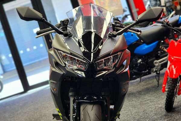 2023 Kawasaki EX650 NINJA