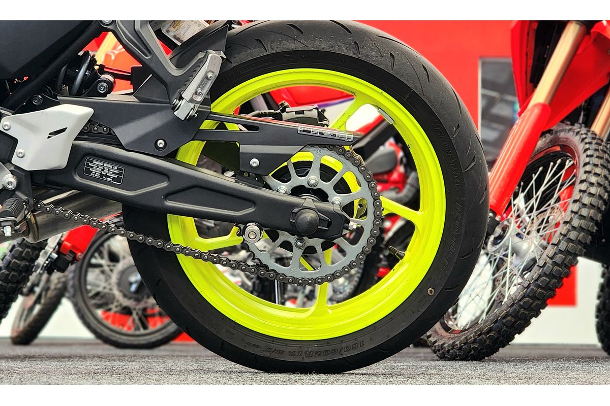 2023 Kawasaki EX650 NINJA