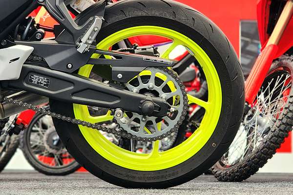 2023 Kawasaki EX650 NINJA