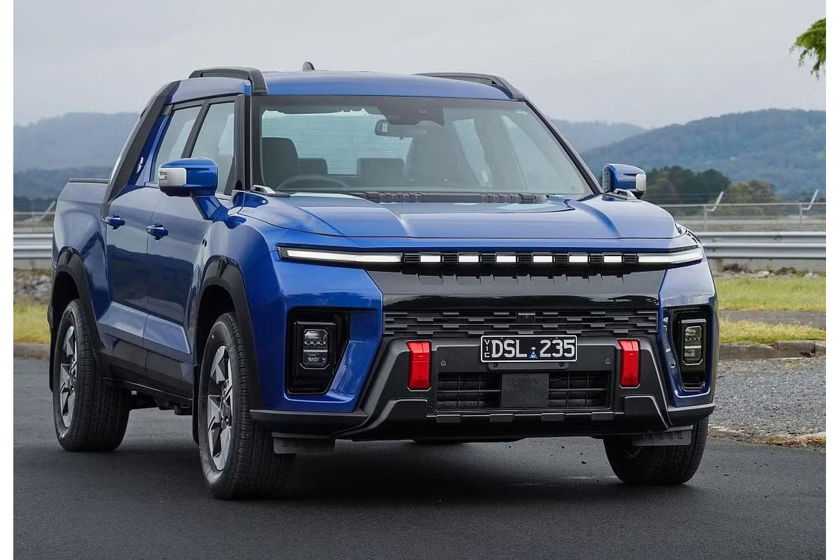 2025 KGM Musso EV AWD O100 4X4