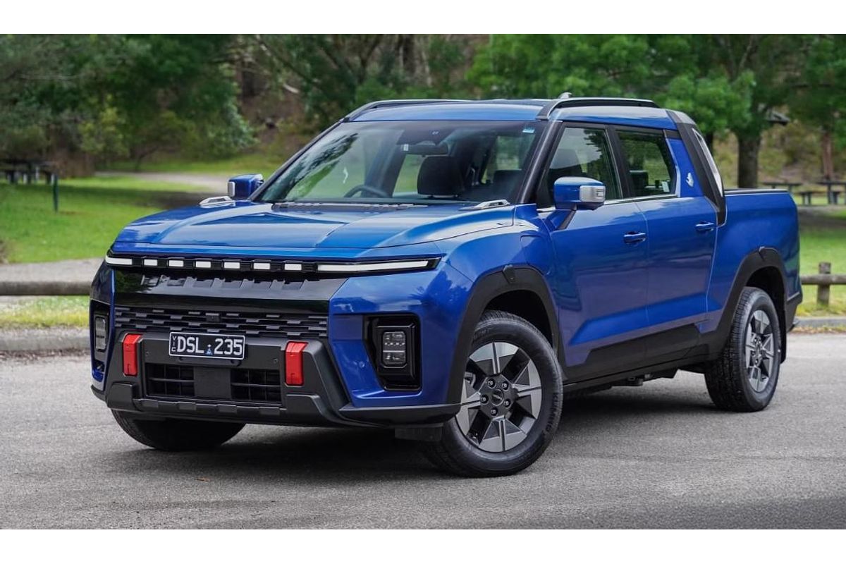 2025 KGM Musso EV AWD O100 4X4