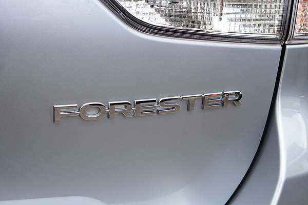 2024 Subaru Forester 2.5i S5