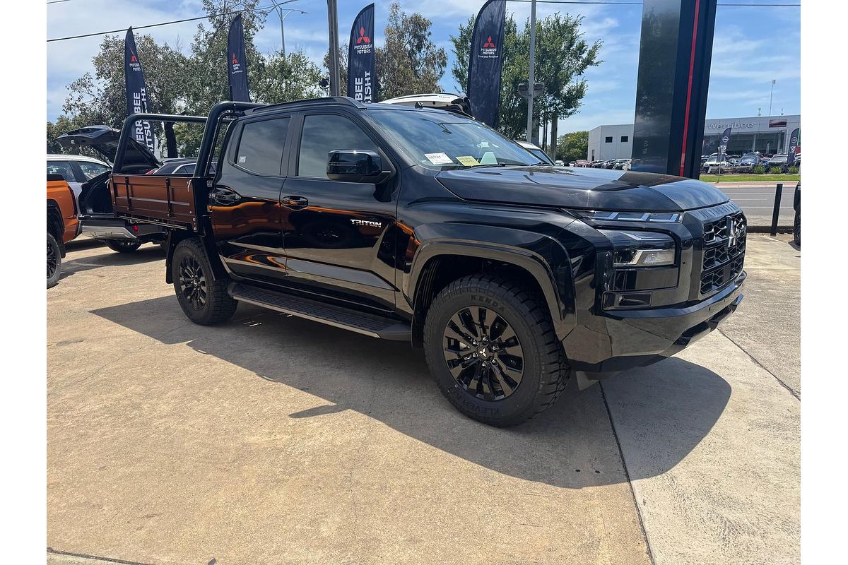 2025 Mitsubishi Triton GSR MV 4X4