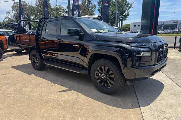 2025 Mitsubishi Triton GSR MV 4X4