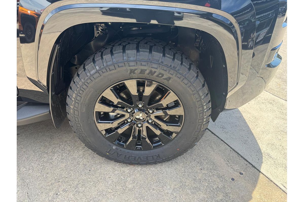 2025 Mitsubishi Triton GSR MV 4X4