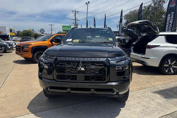 2025 Mitsubishi Triton GSR MV 4X4