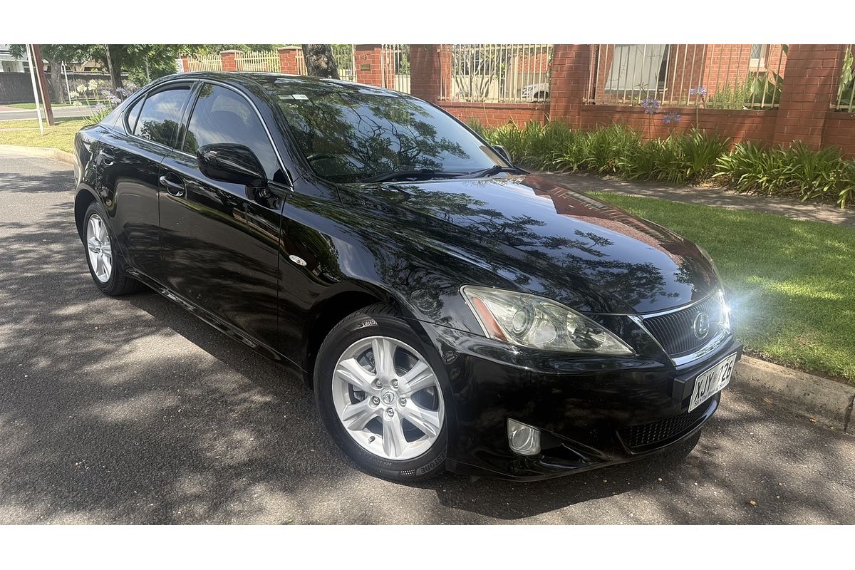 2006 Lexus IS IS250 Prestige GSE20R