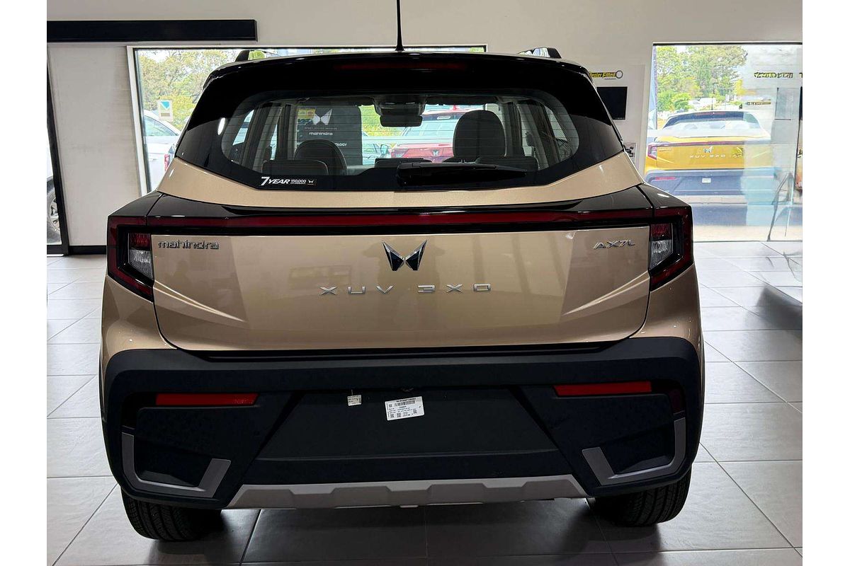 2025 Mahindra XUV3XO AX7L