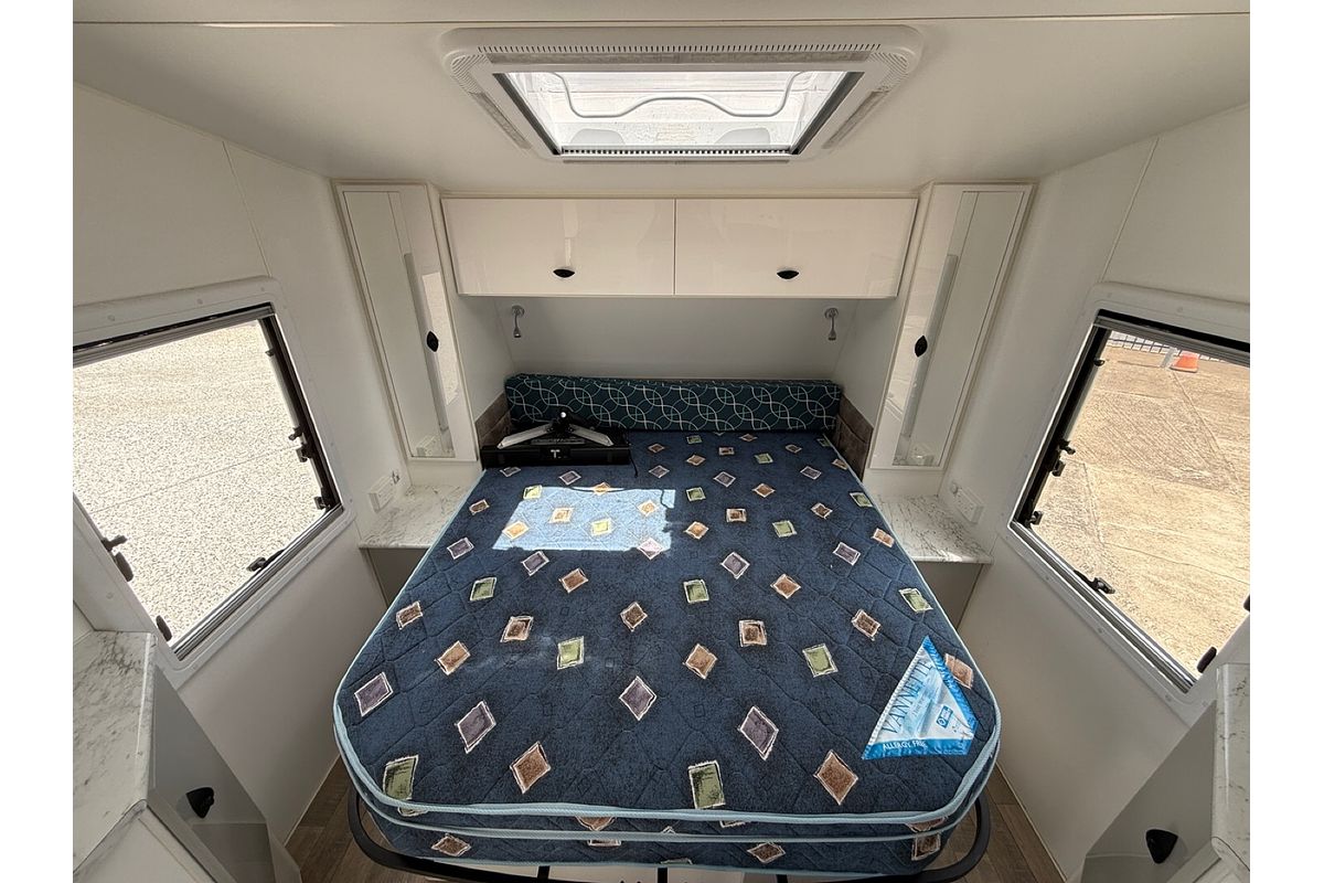 2020 River Caravans Diamantina CARAVAN