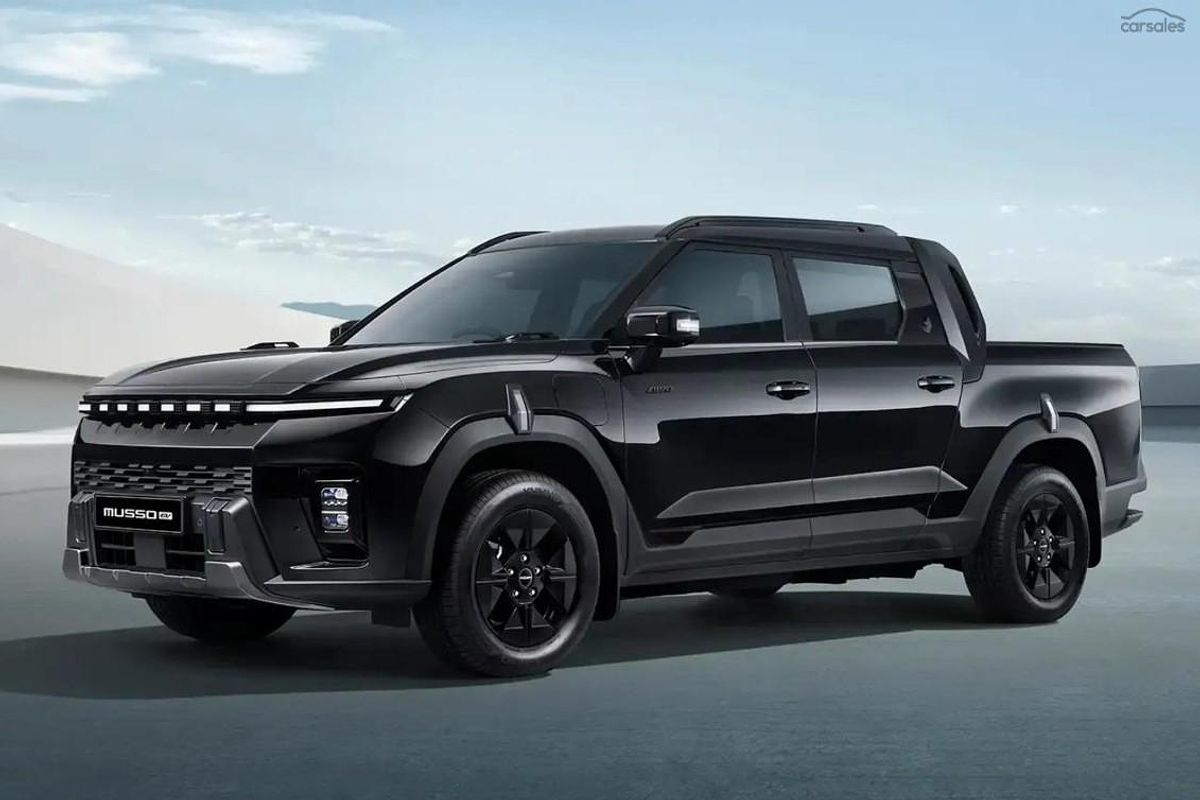 2025 KGM Musso EV 2WD Black Edge O100 Front Wheel Drive