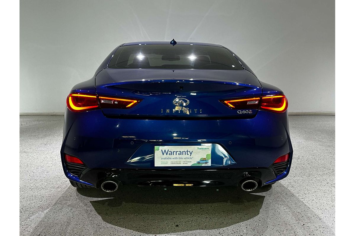 2017 INFINITI Q60 Red Sport V37