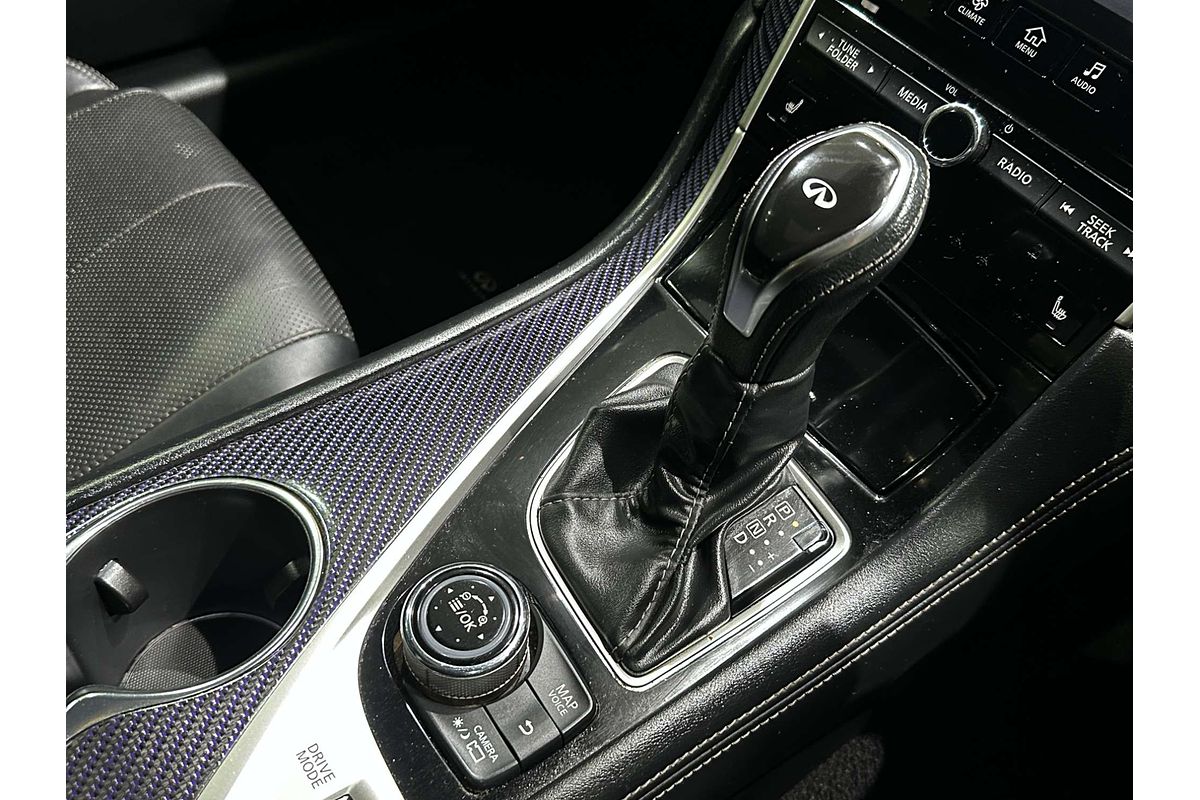 2017 INFINITI Q60 Red Sport V37