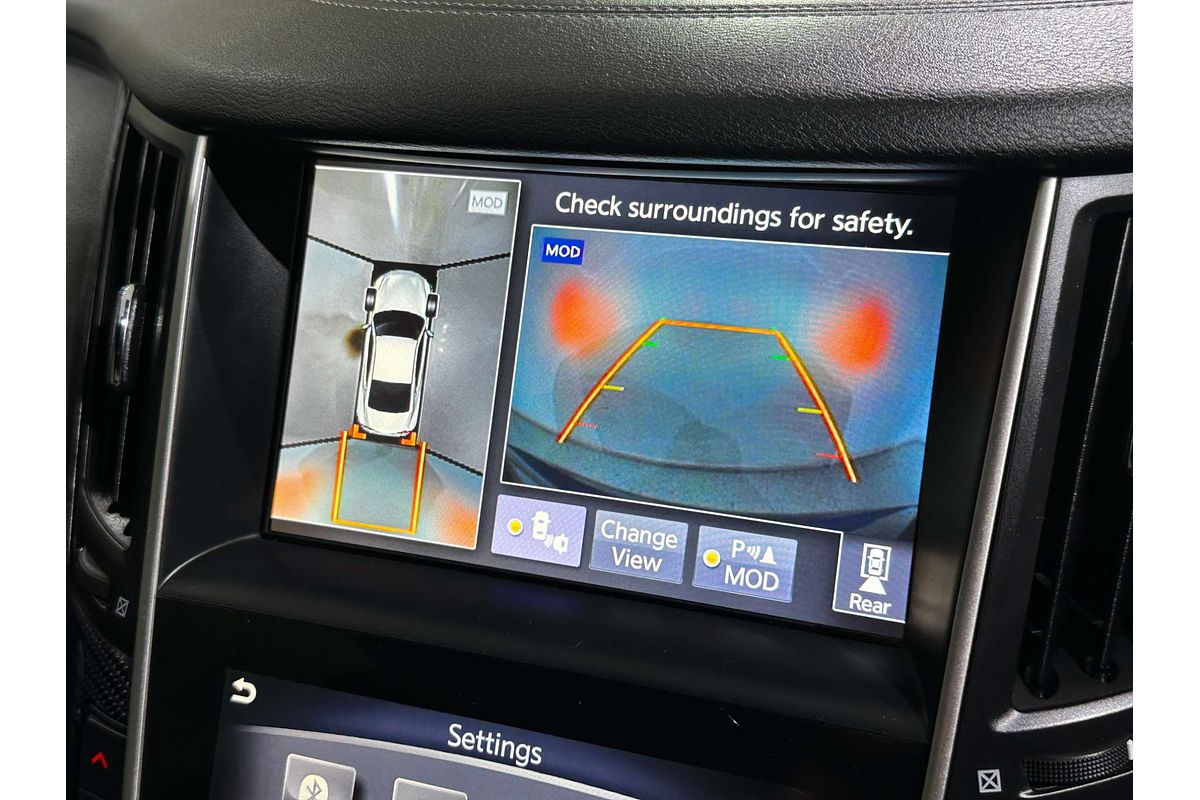 2017 INFINITI Q60 Red Sport V37