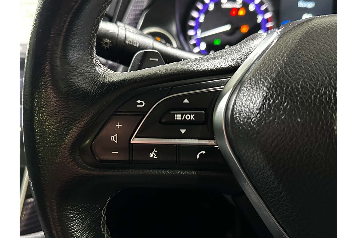 2017 INFINITI Q60 Red Sport V37