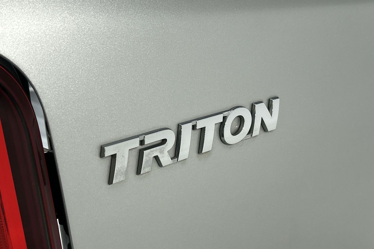 2019 Mitsubishi Triton GLX+ MR 4X4