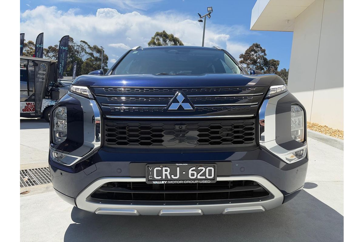 2023 Mitsubishi Outlander Exceed ZM