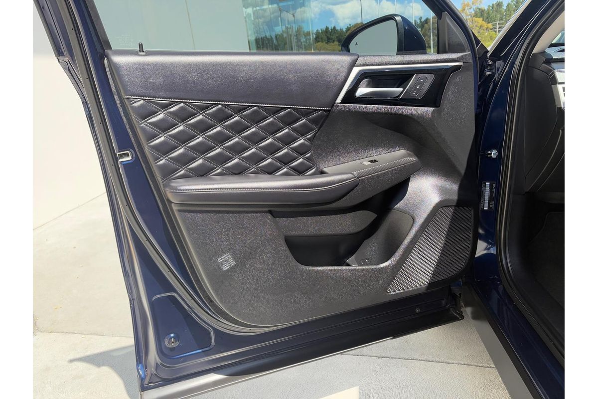 2023 Mitsubishi Outlander Exceed ZM