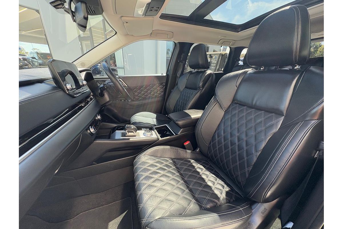 2023 Mitsubishi Outlander Exceed ZM