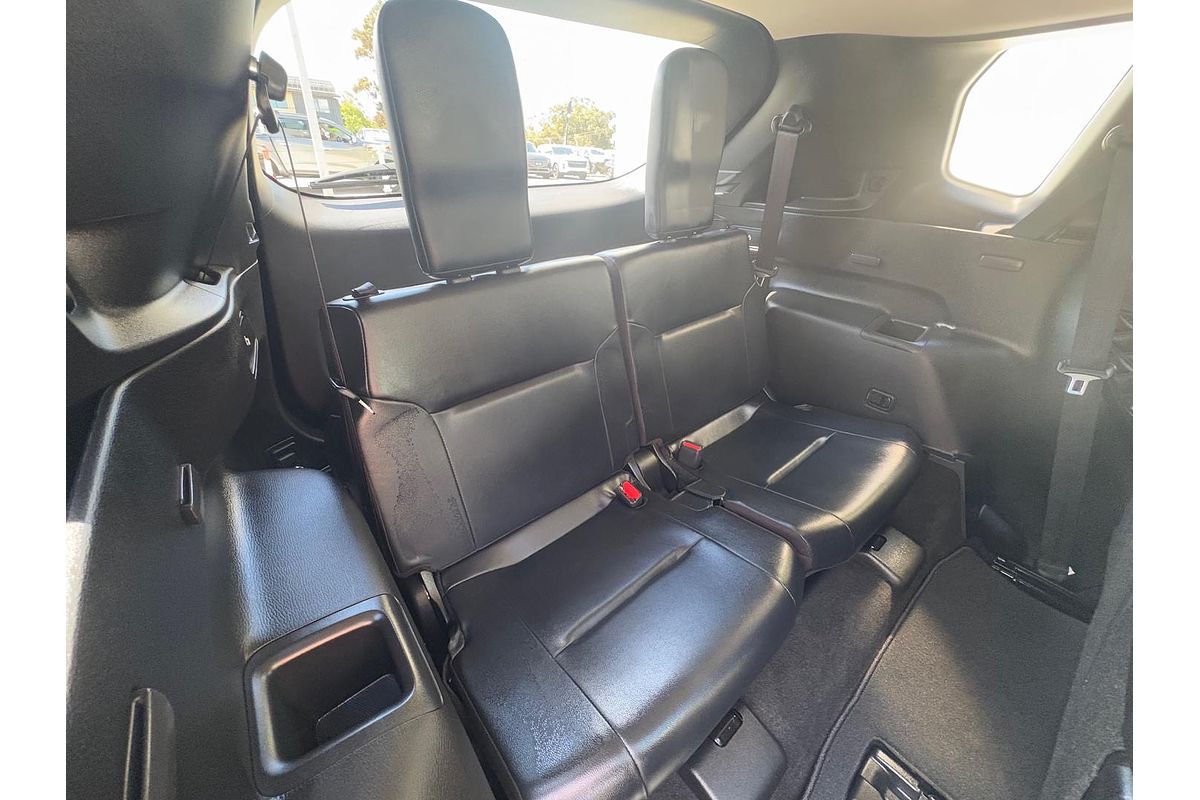 2023 Mitsubishi Outlander Exceed ZM