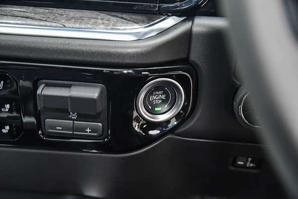 2025 Chevrolet Silverado HD LTZ Premium W/Tech Pack T1 4X4