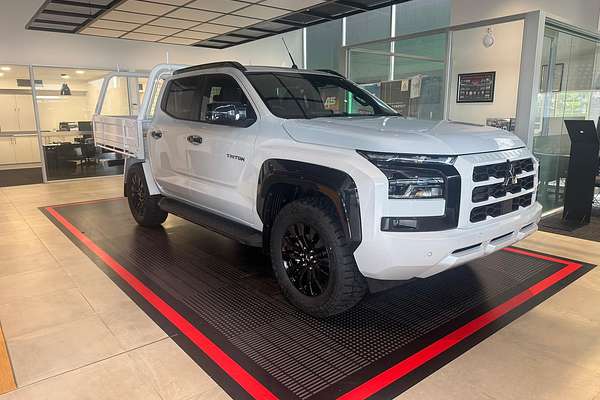2025 Mitsubishi Triton GSR MV 4X4