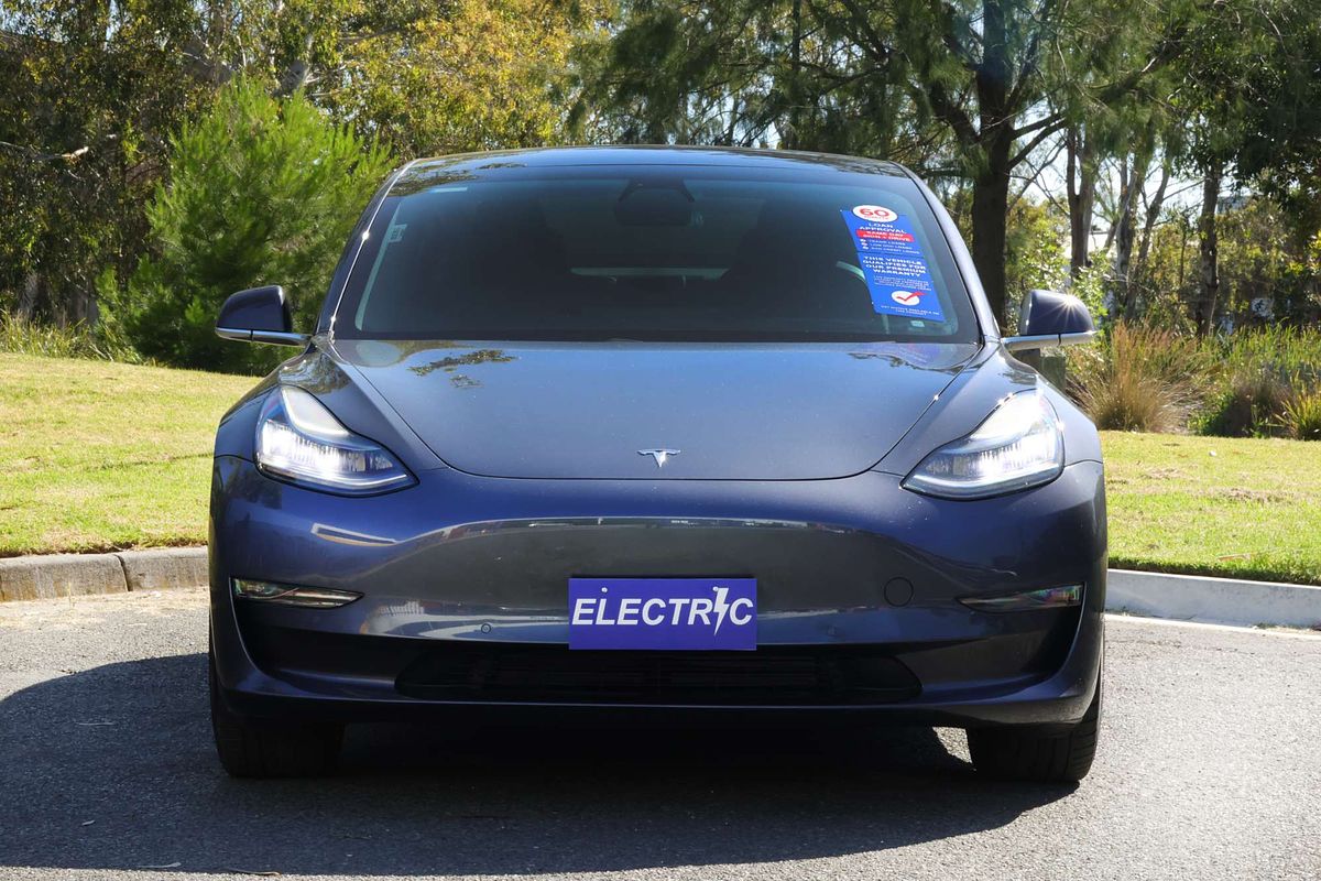 2019 Tesla Model 3 Performance