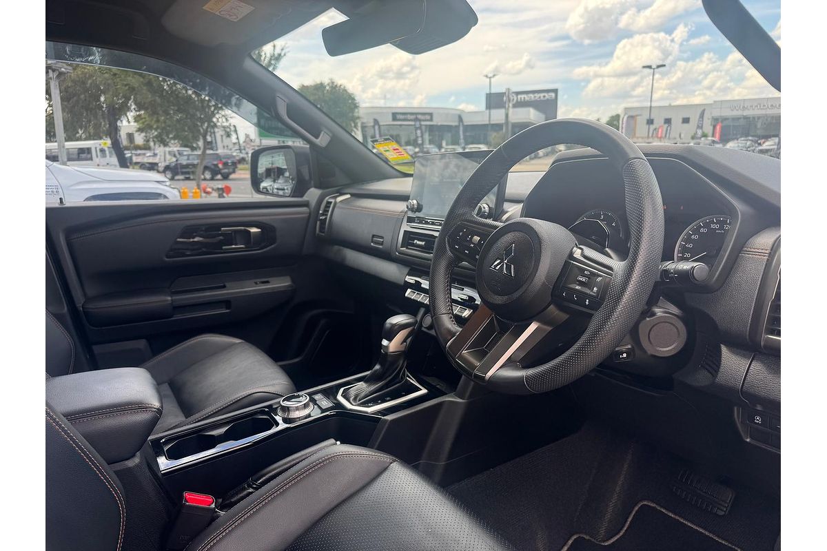 2024 Mitsubishi Triton GSR MV 4X4