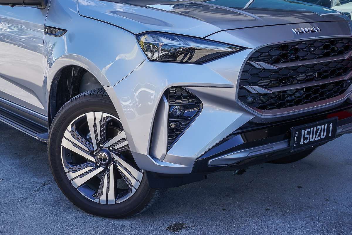 2025 Isuzu MU-X LS-T