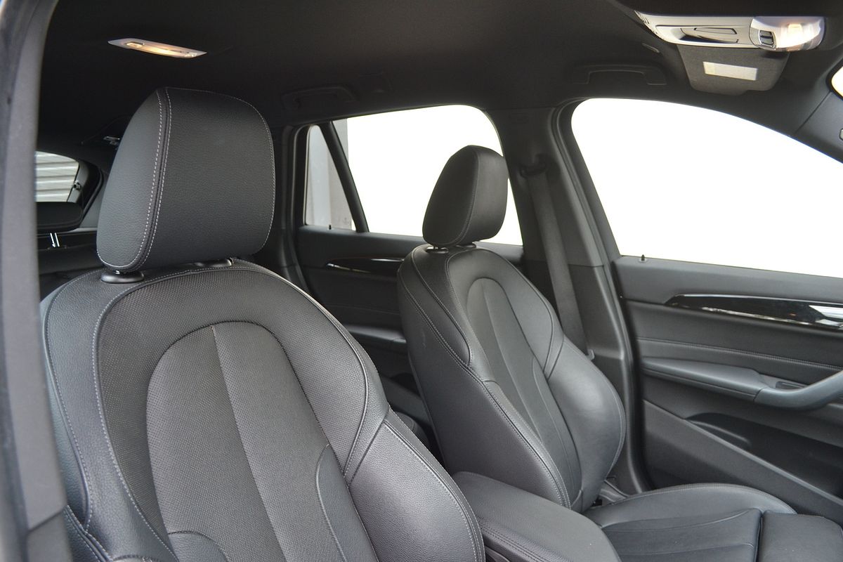 2017 BMW X1 xDrive25i F48