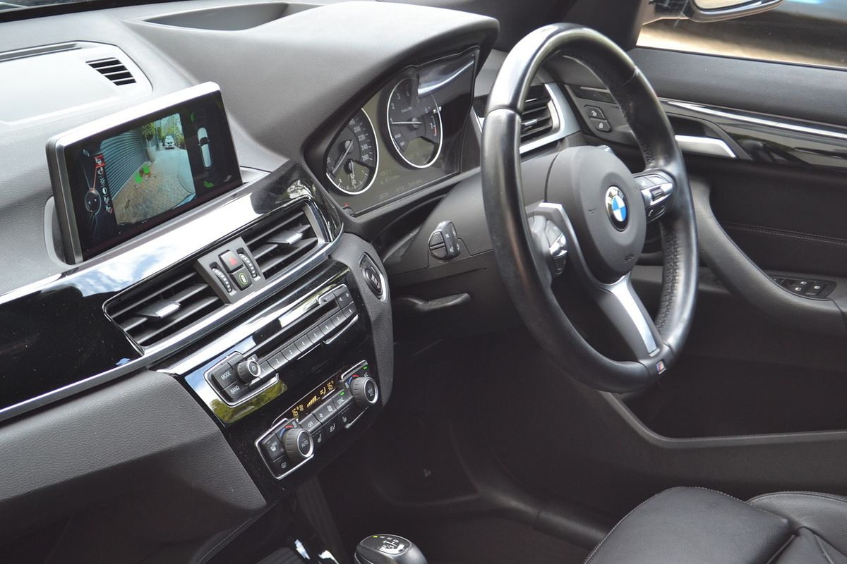 2017 BMW X1 xDrive25i F48