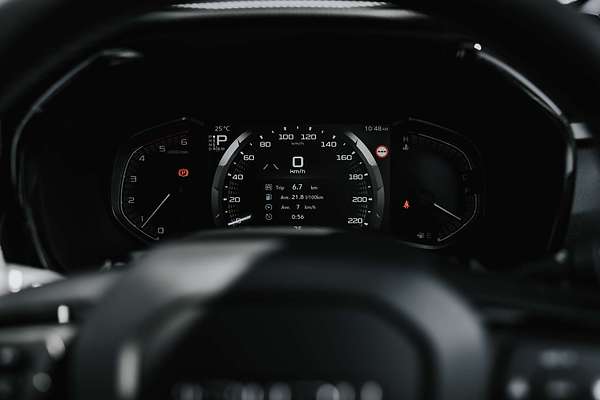 2025 Isuzu D-MAX BLADE  4X4