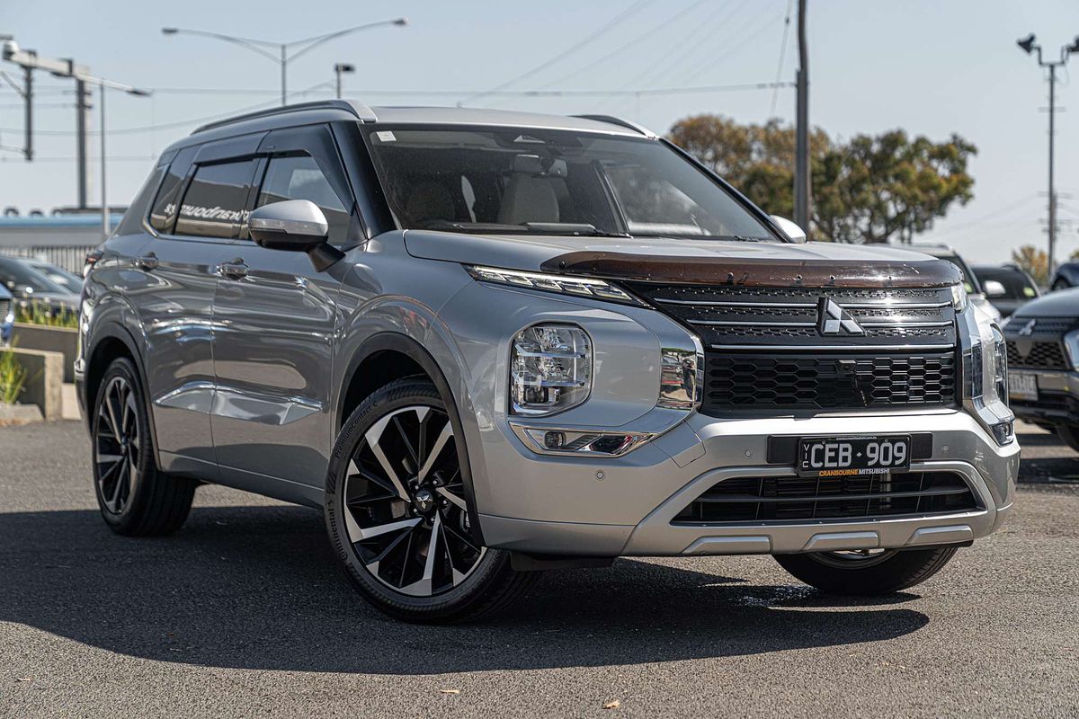 2022 Mitsubishi Outlander Exceed ZM