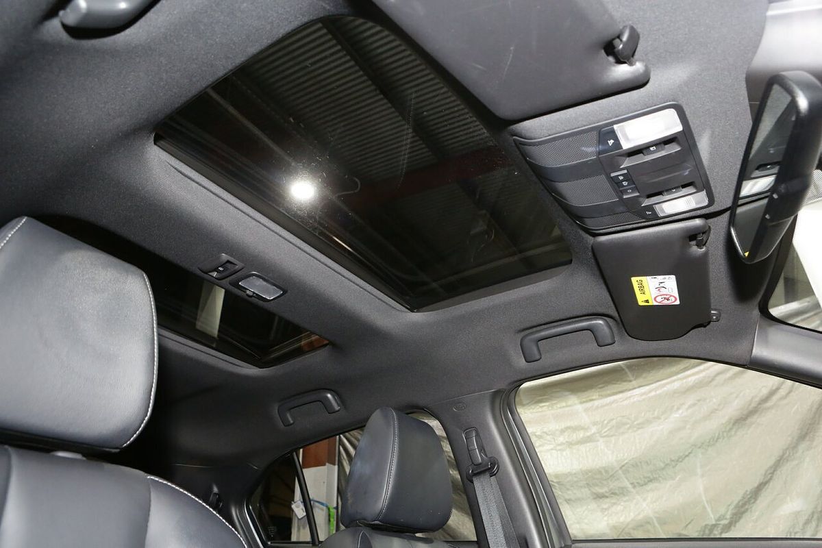 2023 Mitsubishi Eclipse Cross Exceed YB