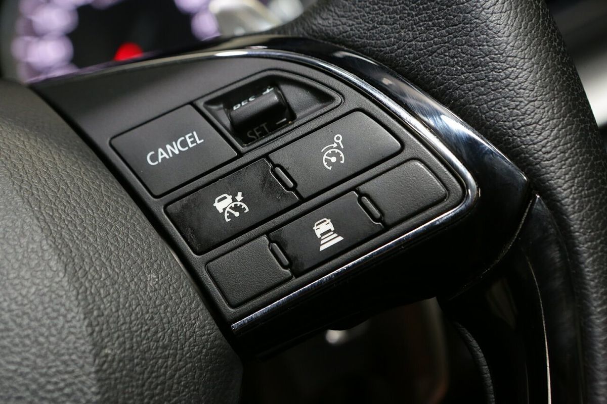 2023 Mitsubishi Eclipse Cross Exceed YB